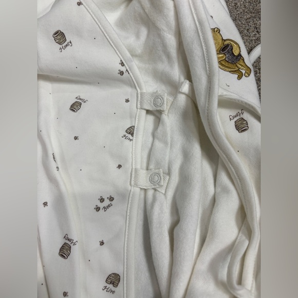 Vintage Y2K Disney Winnie the Pooh baby bunting infant hooded sack 0-6 months - Picture 7 of 9